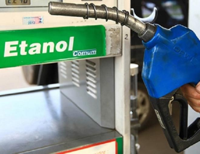O relatório sugeriu ainda a eliminação da exclusividade que obriga os postos de determinada bandeira a vender combustível apenas do distribuidor da mesma marca