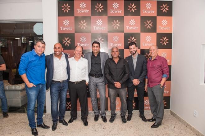 No lançamento do Ipatinga Tower, os empreendedores José Maria de Souza Neto, Sidney Felix, Paulo Torqueti, Dijalma Matos, o prefeito Nardyello Rocha, Augusto e Alexandre Torquetti