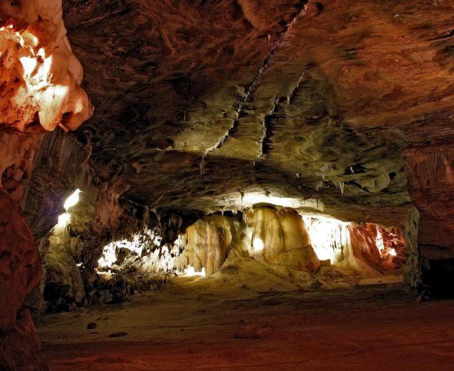 Cordisburgo - Gruta do Maquiné 