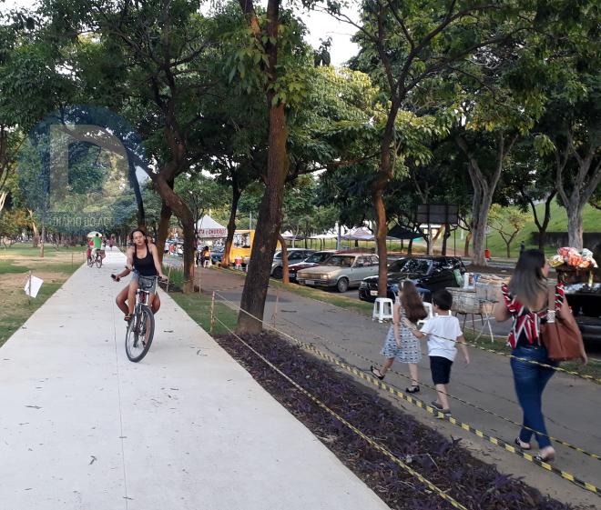 O calçadão do Parque Ipanema permanecerá sem quiosques. Os módulos devem ser instalados na parte interna do parque
