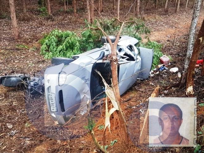 O carro saiu da pista ao atingir a motocicleta de Helenice Lopes, de 30 anos
