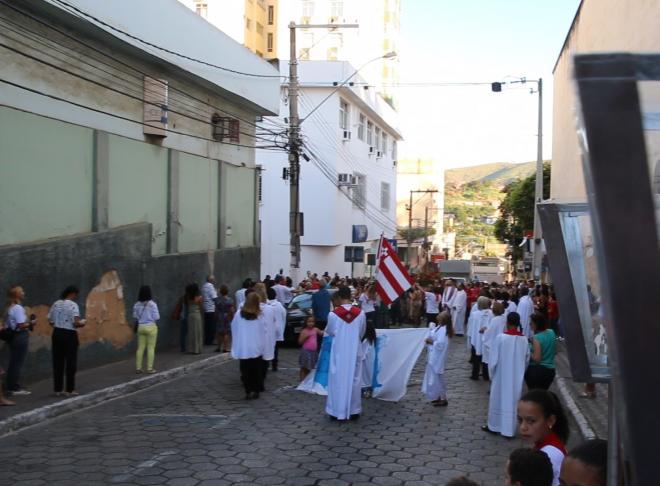 As celebrações do santo padroeiro da cidade terão shows populares, missas e procissão