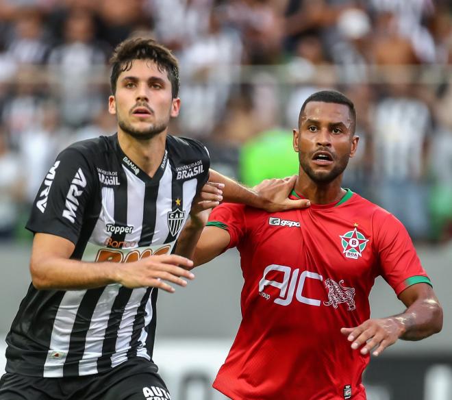 Atlético só aceitaria vender o zagueiro por 10 milhões de euros 