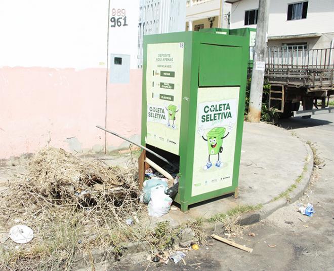 Moradores sem consciência usaram os coletores de forma errada