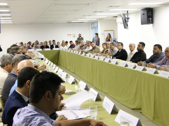 Presidente da Fiemg Regional Vale do Aço, Flaviano Gaggiato (E) reforçou que os empresários confiam no sucesso do governo de Romeu Zema