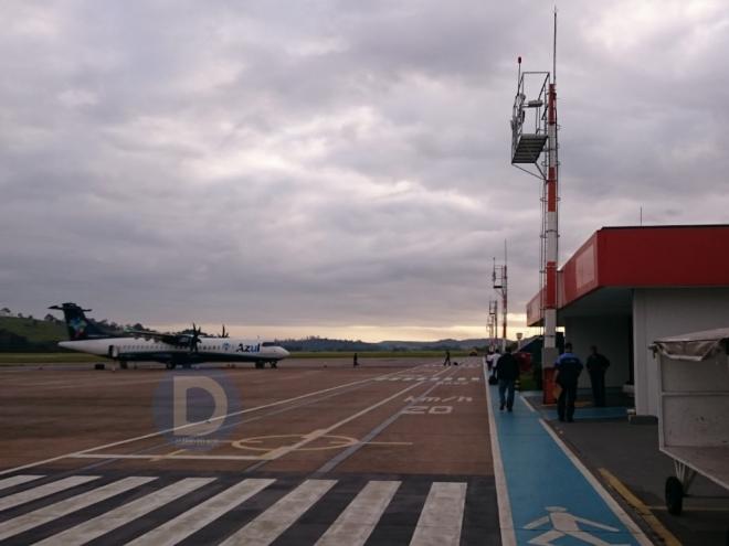 De acordo com a companhia, foram identificados problemas na estrutura da pista de pouso do aeroporto