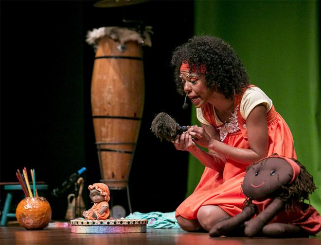 A atriz Chrika de Oliveira dá vida a uma instigante Mariana