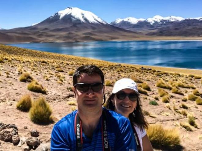 O casal busca viagens que os aproxime de locais de natureza deslumbrante, para mergulho, ou regiões vinícolas
