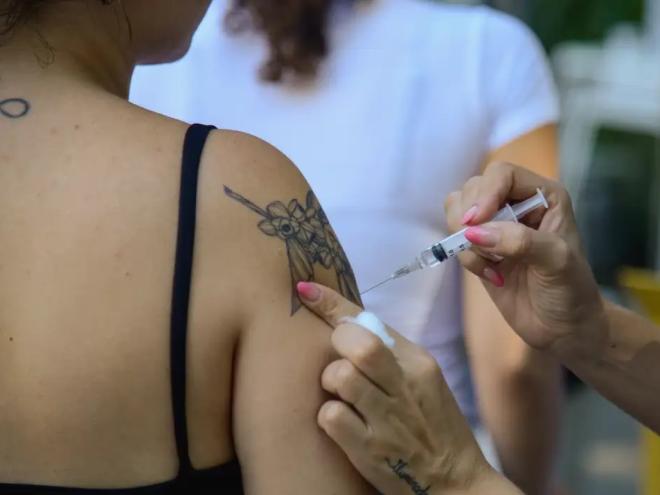 Cenário aponta necessidade vacinação em dia para todas as pessoas dos grupos de risco