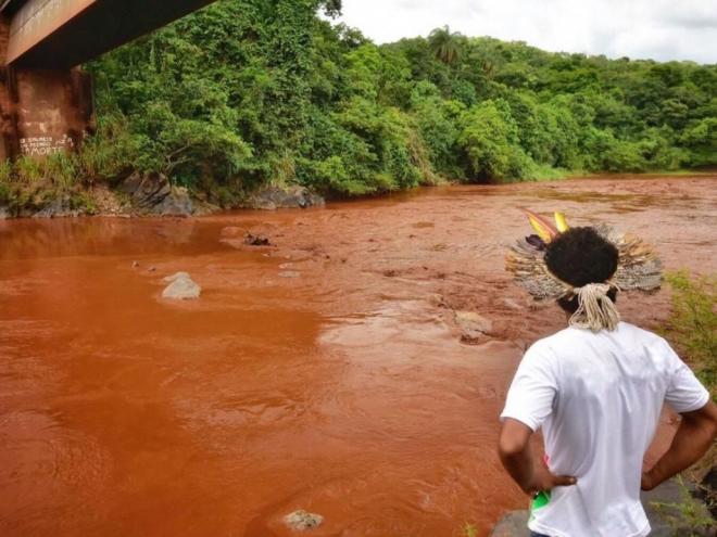 O monitoramento de qualidade da água do Rio Paropeba é feito desde 26 de janeiro