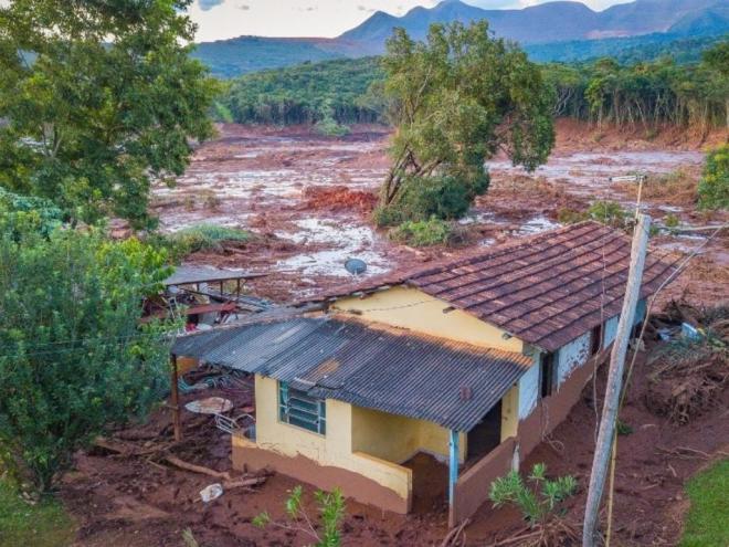 Várias famílias estavam no caminho da lama da mineração da Vale em Brumadinho