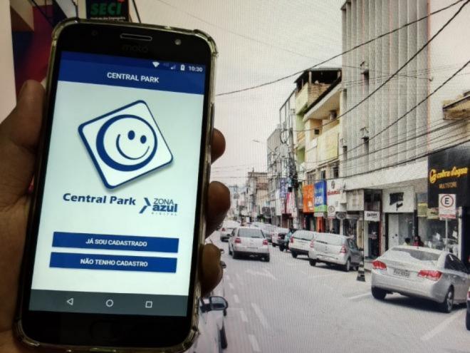 Quem já pagou a notificação de R$ 22,96 cobrada na segunda-feira terá o valor revertido em créditos de estacionamento