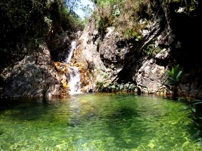 Cachoeira dos Dantes - São Sebastião das Águas Claras faz parte do Circuito do Ouro, um conjunto de 16 cidades turísticas, marcadas pelo Ciclo do Ouro