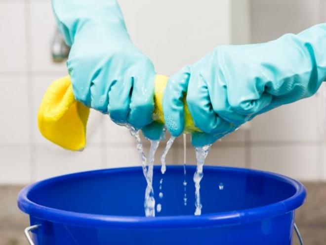 Muitos produtos usam agentes quelantes que contêm fosfatos e são prejudiciais à saúde humana e ao meio ambiente