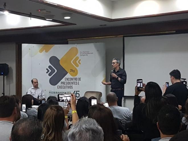 Acicel e CDL solicitam ao Governador que mantenha o UAI em Coronel Fabriciano; entidade encaminhou ofício que foi entregue em mãos do governador no início da tarde de hoje