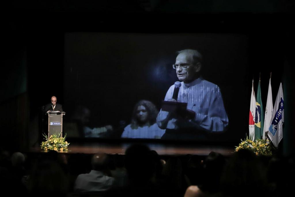 Reitor do Unileste, Dr. Genésio Zeferino da Silva Filho
