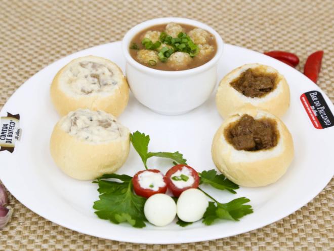 Bar do Paulinho - Da lavoura ao curral, uma trajetória de sabores              Tirinhas de filé ao molho gorgonzola, maçã de peito e caldo de feijãozinho         Endereço: Rua Cento e Trinta e Dois, 492 - Santa Maria - Timóteo
