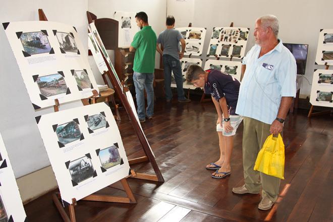A mostra pretende exibir parte dos 55 anos de arte em Ipatinga