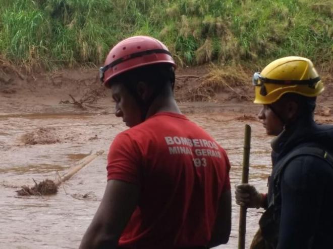 Os deputados devem propor mudanças na política de segurança de barragens para aprimorar regras gerais de construção e desativação de áreas de rejeitos de mineração