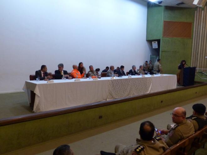Na parte da tarde, foi realizada uma audiência pública com a comunidade para debater acerca da segurança pública 