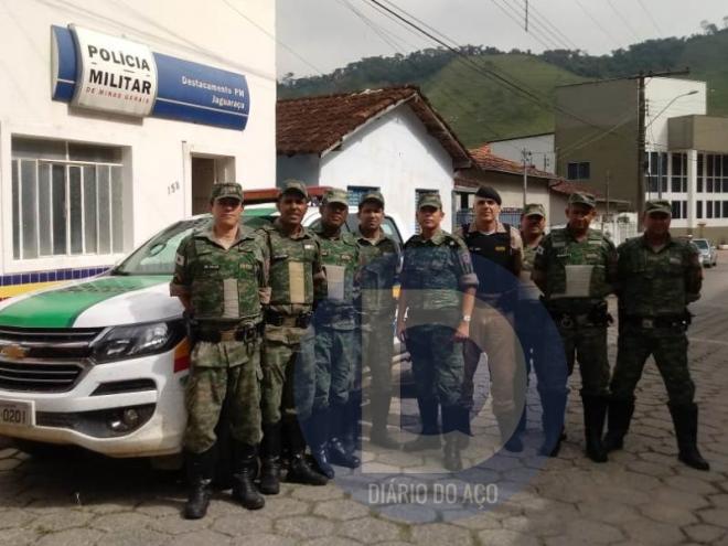 As equipes que participaram da operação na cidade