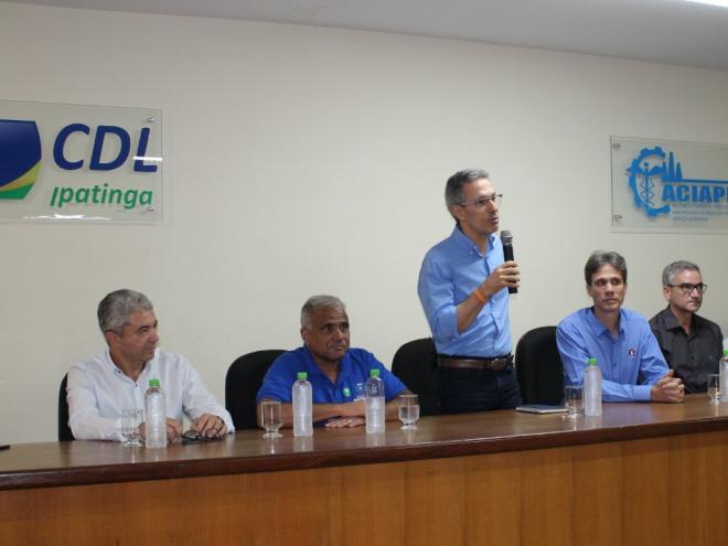 Romeu Zema esteve reunido com o prefeito de Ipatinga e com os presidentes da Aciapi e CDL