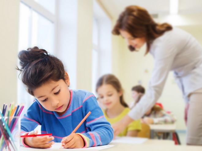 Segundo o levantamento, alunos formados em escolas de tempo integral têm 63% a mais de chance de ingressar no ensino superior