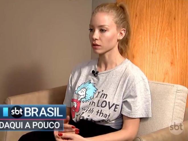 Najila Trindade, modelo que acusa Neymar de estupro foi entrevistada pelo jornalista Roberto Cabrini