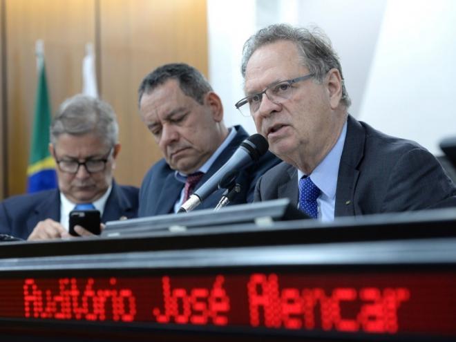 Cledorvino Belini enfatizou o tamanho que a Cemig adquiriu, ao longo dos anos, e o fato de ela ser respeitada no Brasil. Por outro lado, disse que a companhia cresceu sem ter a capacidade de sustentar os investimentos necessários em Minas Gerais.