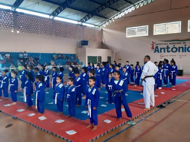 Projeto Ajudôu levou simulação de lutas e diversas atividades ao município