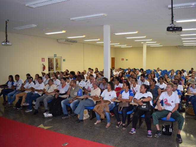 Antes do início da campanha de imunização, os agentes de saúde receberam capacitação 