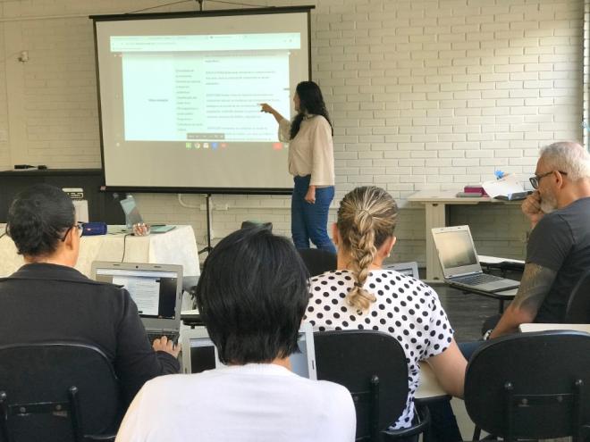 Cerca de 1.600 professores e coordenadores devem passar pelo Cenfop até o início de agosto para a formação