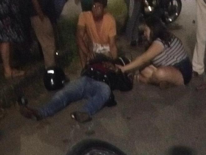 Condutor de moto afirma que também foi atingido, na lateral, pelo Mustang