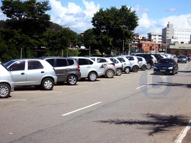 Condutores devem quitar o imposto para não ter problemas com a fiscalização