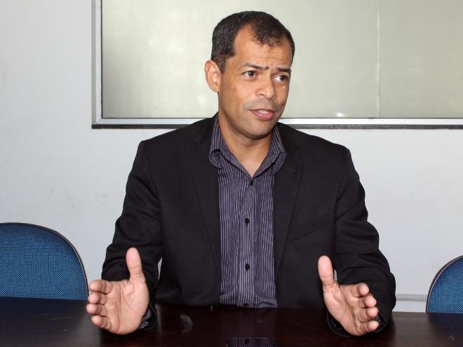 Morador do bairro, Alexandre Coutinho destaca poder do voto e da representatividade que garante à cidade   B