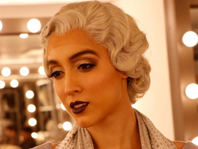 Juliana Olguin dá vida e luz à jovem Norma Desmond