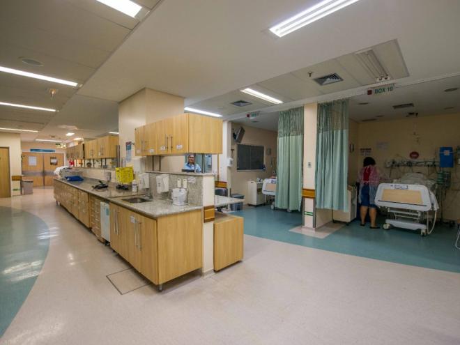 Atualmente, o HMC conta com 30 leitos de UTI e 20 de ECI 