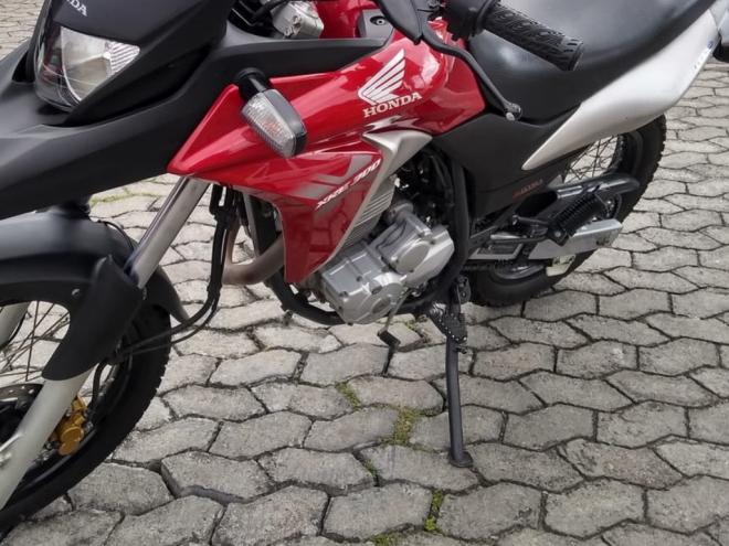 Golpista enganou a duas pessoas na comercialização de uma motocicleta Honda XRE 300, em Santana do Paraíso 