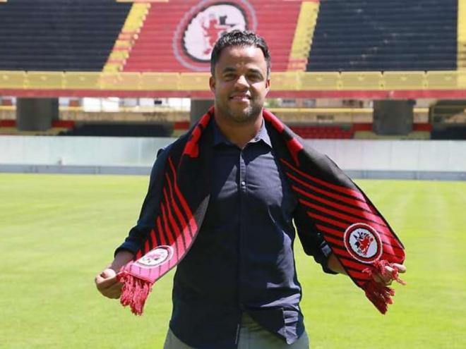 Da base da Aciaria para o mundo, Mancini marcou época como jogador e agora busca espaço como treinador
