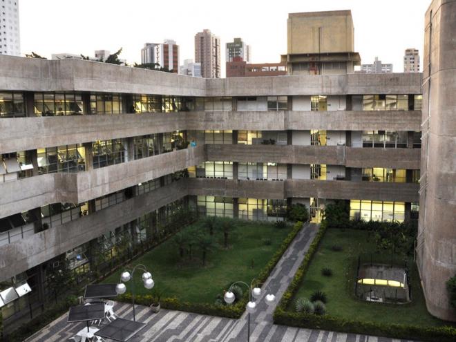 Julgamento que condenou homem a 20 anos e 5 meses por homicídio triplamente qualificado ocorreu no Fórum Lafayette