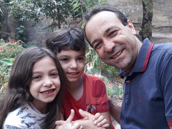 Laura, Augusto e Daniel Guedes irão celebrar, juntos, o Dia dos Pais