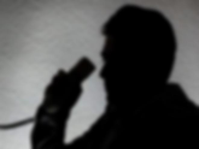 Os golpistas se passam por parentes das vítimas para conseguir dinheiro