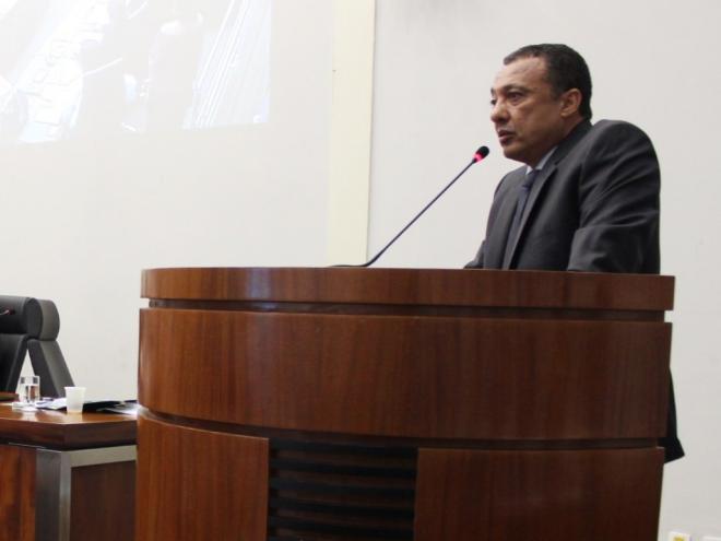 Vereador Adiel Oliveira propôs regulamentações para o uso do veículo