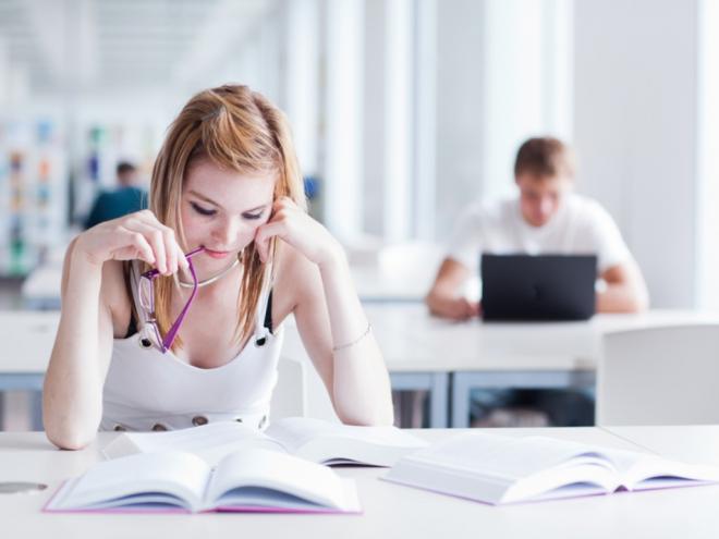 O Instituto Brasileiro de Geografia e Estatística estima que, em 2024, a população brasileira na faixa etária acima será de mais de 22,1 milhões