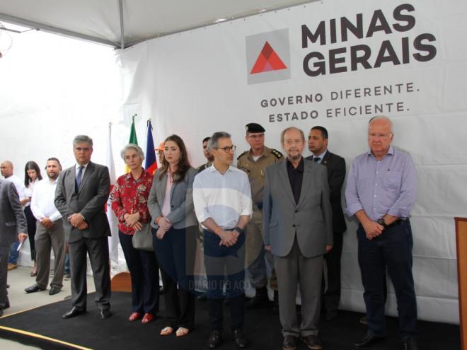 Governador esteve presente ao evento, acompanhado de autoridades políticas e representantes da área de segurança 