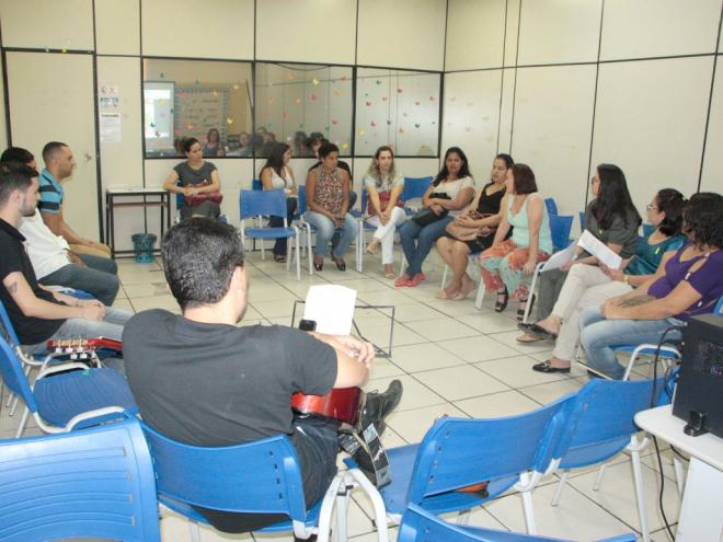 Roda de conversa realizada pela Secretaria de Educação de Ipatinga envolveu familiares de alunos com Transtorno do Espectro Autista 