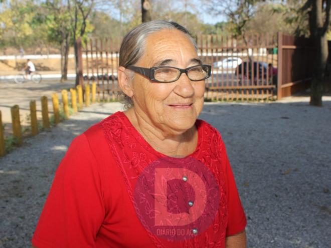 ''Eu acredito que a sexta-feira 13 é o dia do azar. Já vi acontecer muita má sorte nessa data. Antigamente, quando eu morava na roça, escutava muito que existia lobisomem e assombração. Eu mesmo, uma vez, vi uma mula sem cabeça. Eu vi o fogo dela no curral da roça. Fiquei com muito medo. Eu acredito então. Hoje em dia, não vejo mais isso, mas na roça a gente via muita assombração. Desde pequena, já ouvia muito história sobre isso''. Maria Inácio de Jesus, 79 anos, aposentada.