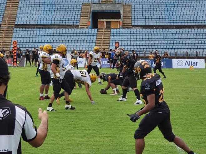 Tigres bateu o ES Black Knights por 27 a 20, e agora espera pelo adversário da próxima fase
