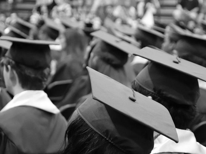 Estudantes precisaram ajuizar ação para obter diploma 