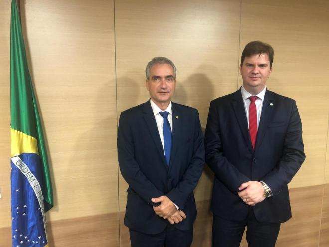 Deputado federal Hercílio Coelho Diniz se reuniu com o ministro de Desenvolvimento Regional Gustavo Canuto